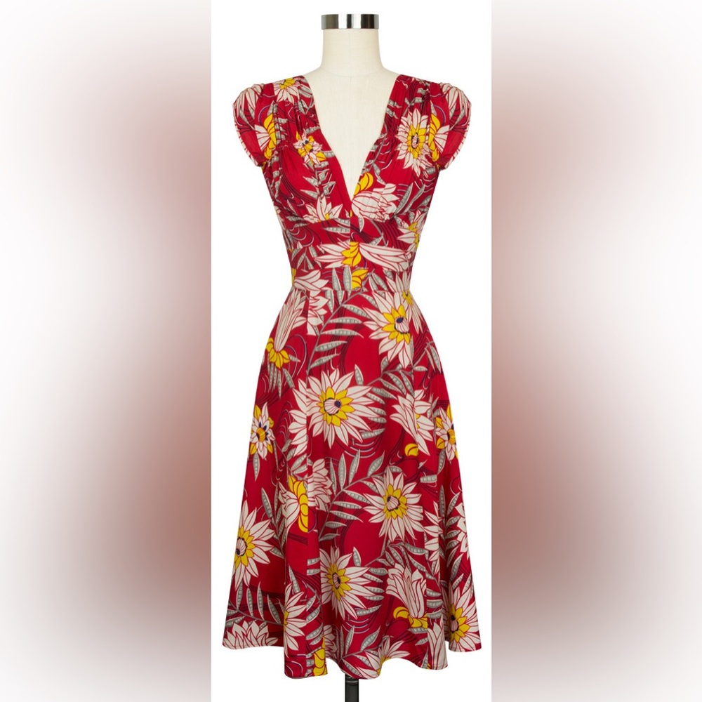 Trashy diva red waterlilies 40s vintage pinup tiki retro rayon dress size 2